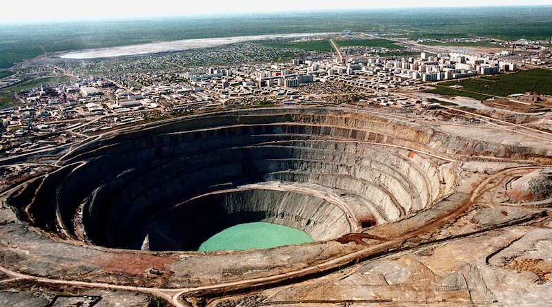 Алмазный рудник «Мир» в Якутии. Начало затопления
