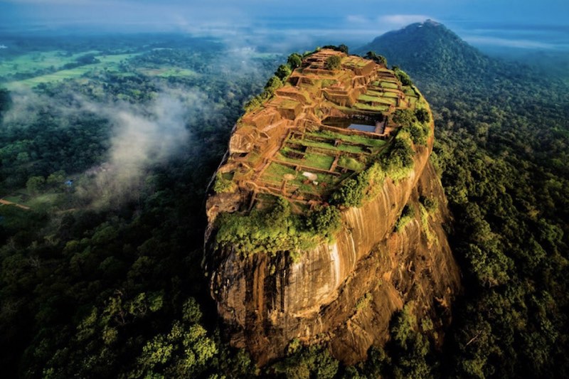 Крепость на столовой горе Сигирия. Шри-Ланка