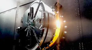 Угроза «весом» в полмиллиарда