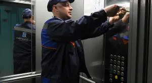 Старые лифты поедут на замену