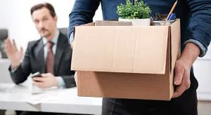 Безработица наступает