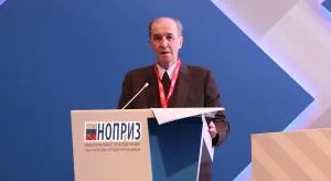 Анвар Шамузафаров