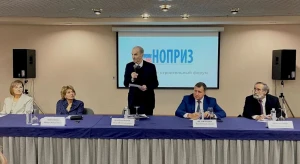 Четыре округа поддержали Шамузафарова