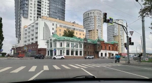 Сенная площадь в Нижнем Новгороде – гармоничный ансамбль из старой и новой застройки 