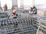Просто хотят хеджировать риски