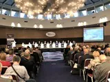 Во время пленарной сессии