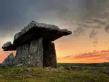 Загадки каменных столов