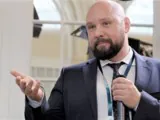 Владимир Кошелев