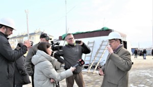 Валерий Мозолевский с журналистами