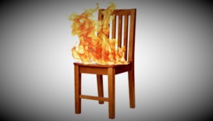 «Горячий стул» для троих