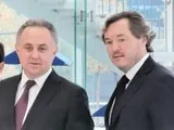Андрей Молчанов в ухо левое...