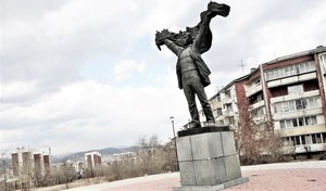 Памятник строителям Улан-Удэ