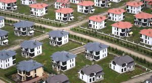 ИЖС снова спасает общую картину