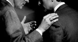 А нет ли тут явного сговора?