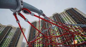 Медленно пятый месяц подряд