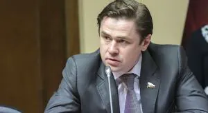 Александр Аксёненко