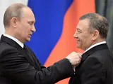 Ещё два Героя труда