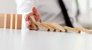 И предвидеть профессиональные риски!