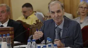 Анвар Шамузафаров