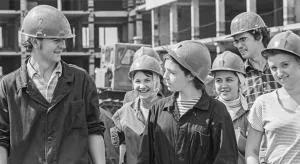 Учащиеся советского строительного ПТУ