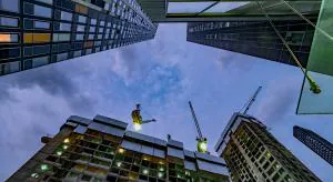 Цены на первичку всё ещё идут вверх