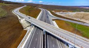 Впереди – тысячи километров новых трасс 