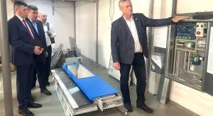 Лифтовики куют кадры