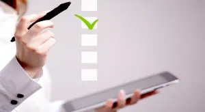 Дефицит кадров сблизил стройку и медицину