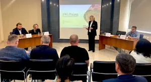 Выступление Аллы Лакшиной