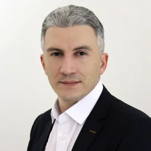 Олег Лучихин